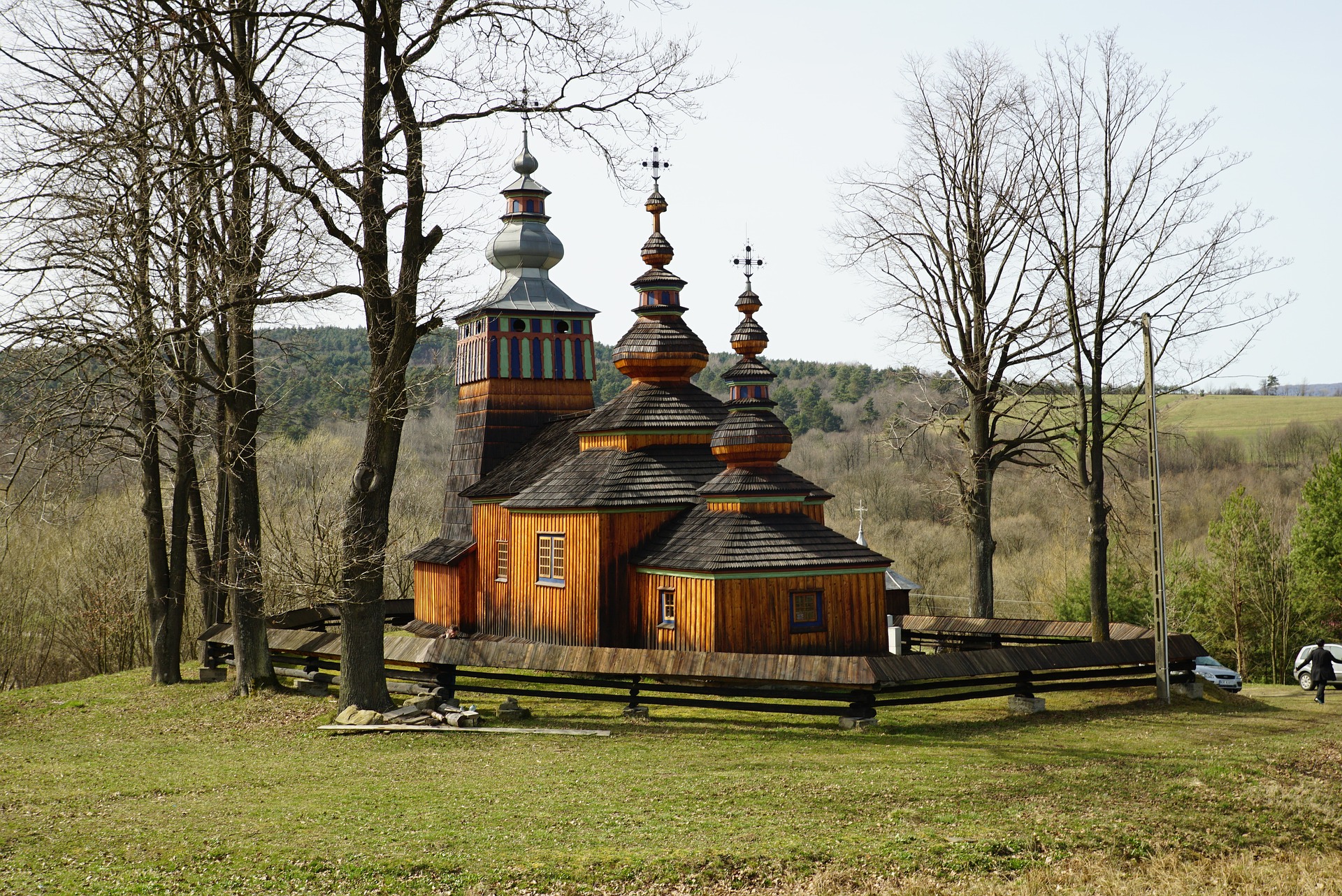 Najpiękniejsze kościoły drewniane w Bieszczadach